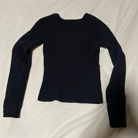Aritzia Babaton Sculpt Knit top - Picture 5 of 5